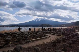 浓眉：今天再次感觉到屁股出了一些问题 晚些时候会接受治疗